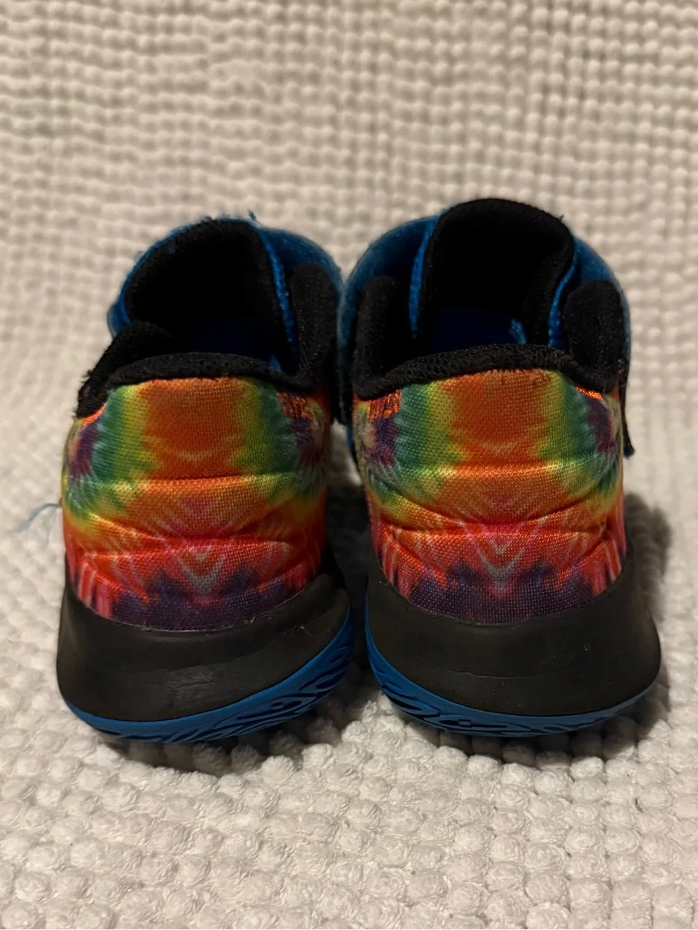 Nike Kids Black and Blue Sneakers with Multicolor Tie-Dye Heel